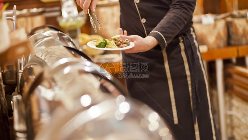 食品招商加盟代理费用通常由以下几个部分构成：